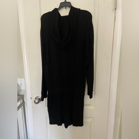 NWT Monrow Hooded Long Sleeve Short Romper/Jumpsuit - Picture 5 of 10